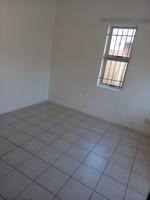 To Let 1 Bedroom Property for Rent in Brooklyn Western Cape